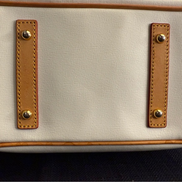 EUC Dooney & Bourke Maddie Saffiano Leather Shoulder Bag - Picture 5 of 11